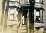 100 Ferry St. with Stella and Maurice in Window.jpg (25044 bytes)
