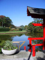 Boat Basin: the place to embark for a boat tour. Scenic canals divide the garden into three major sections.